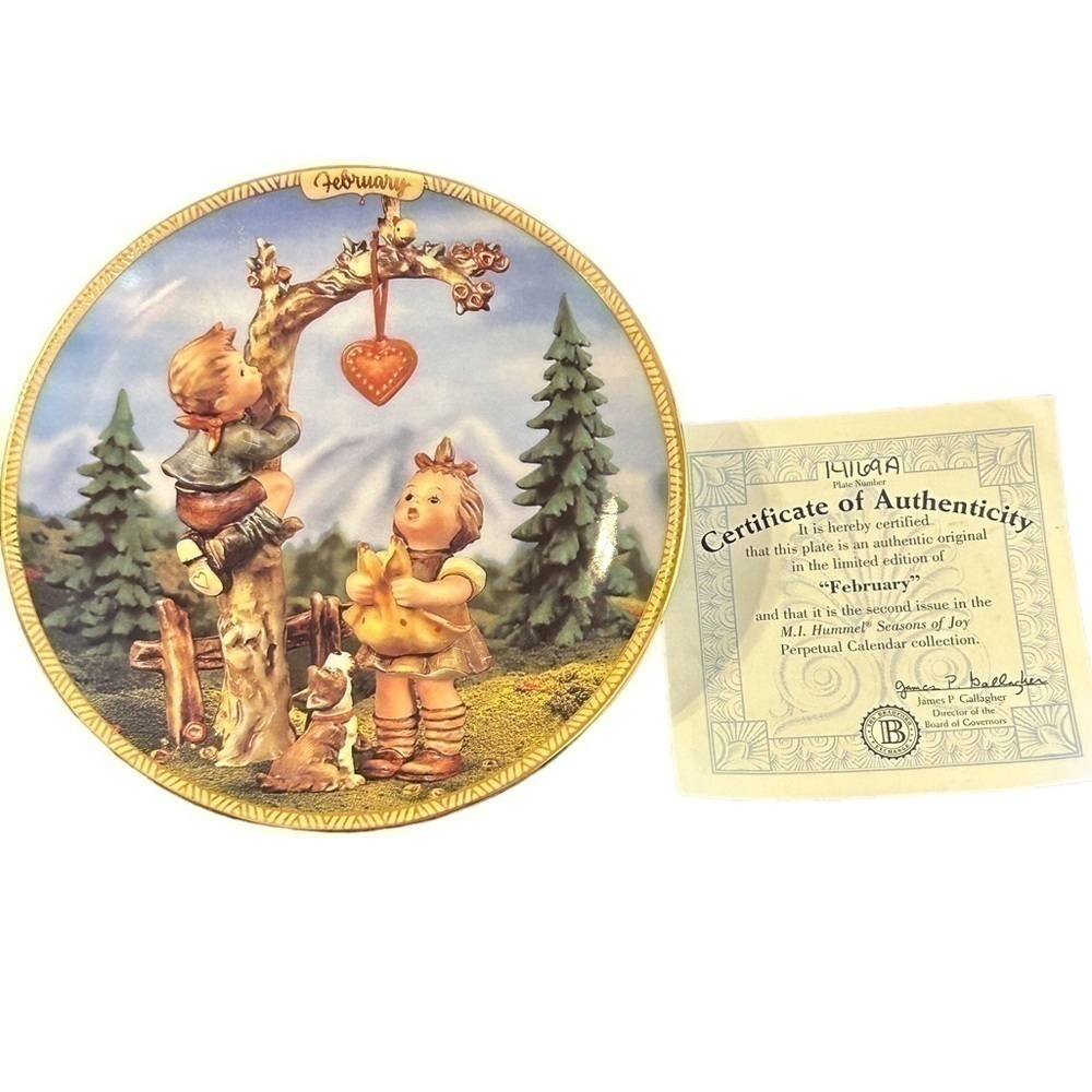 Hummel M.J. Hummel Seasons of Joy February Plate